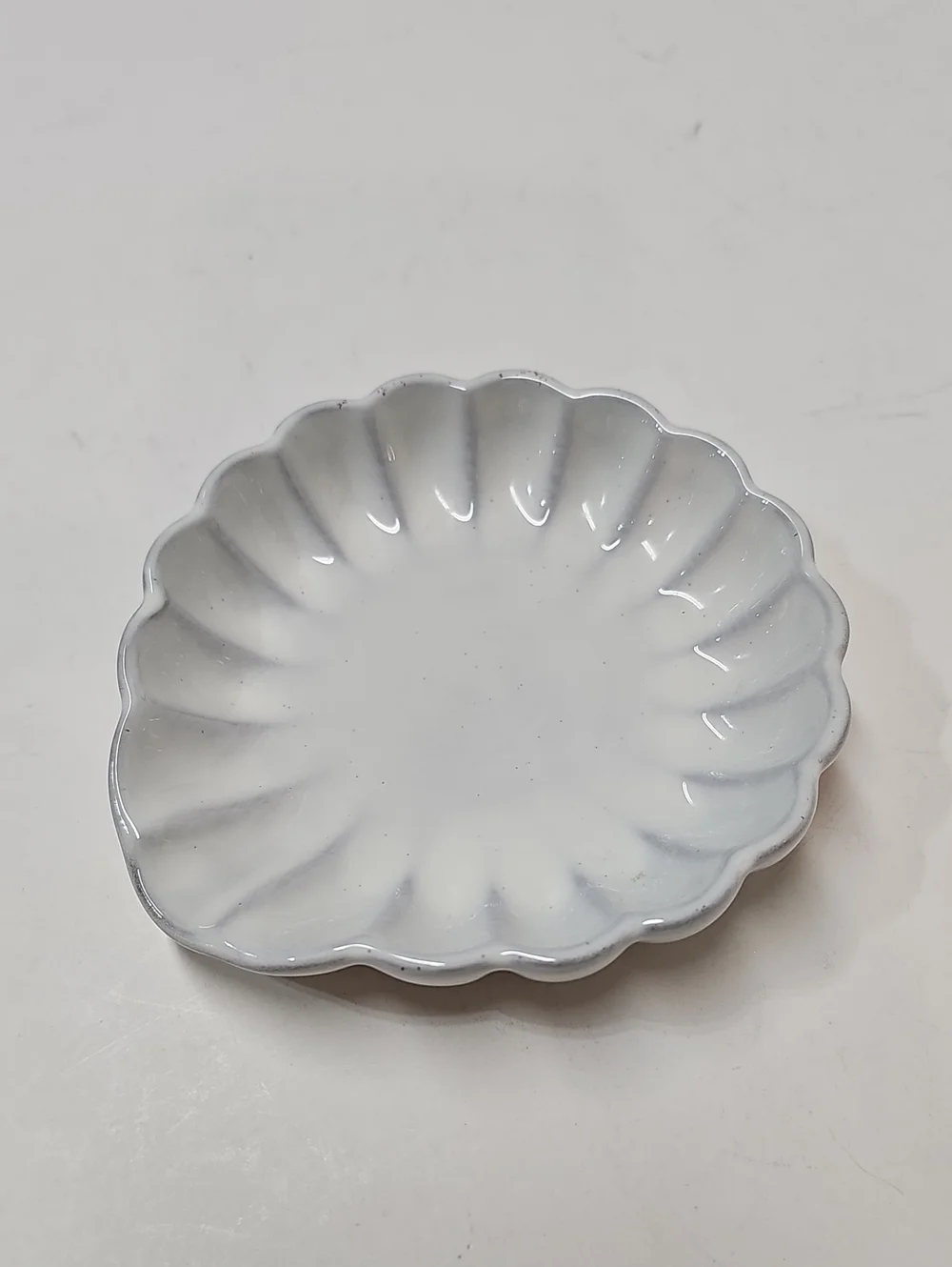 Target Hearth & Hand w/ Magnolia Matte Light Gray Stoneware Scalloped Spoon Rest